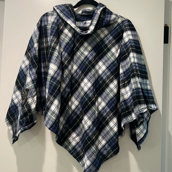 The Vermont flannel co flannel poncho S/M - Picture 4 of 5
